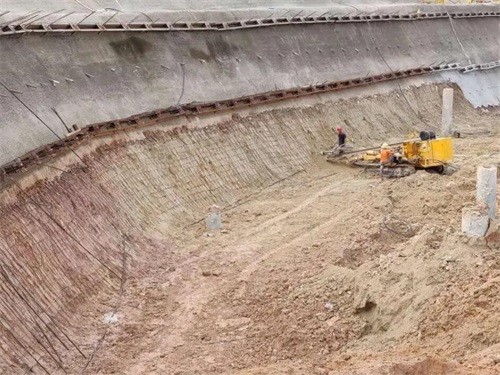 嘉陵基坑边坡加固